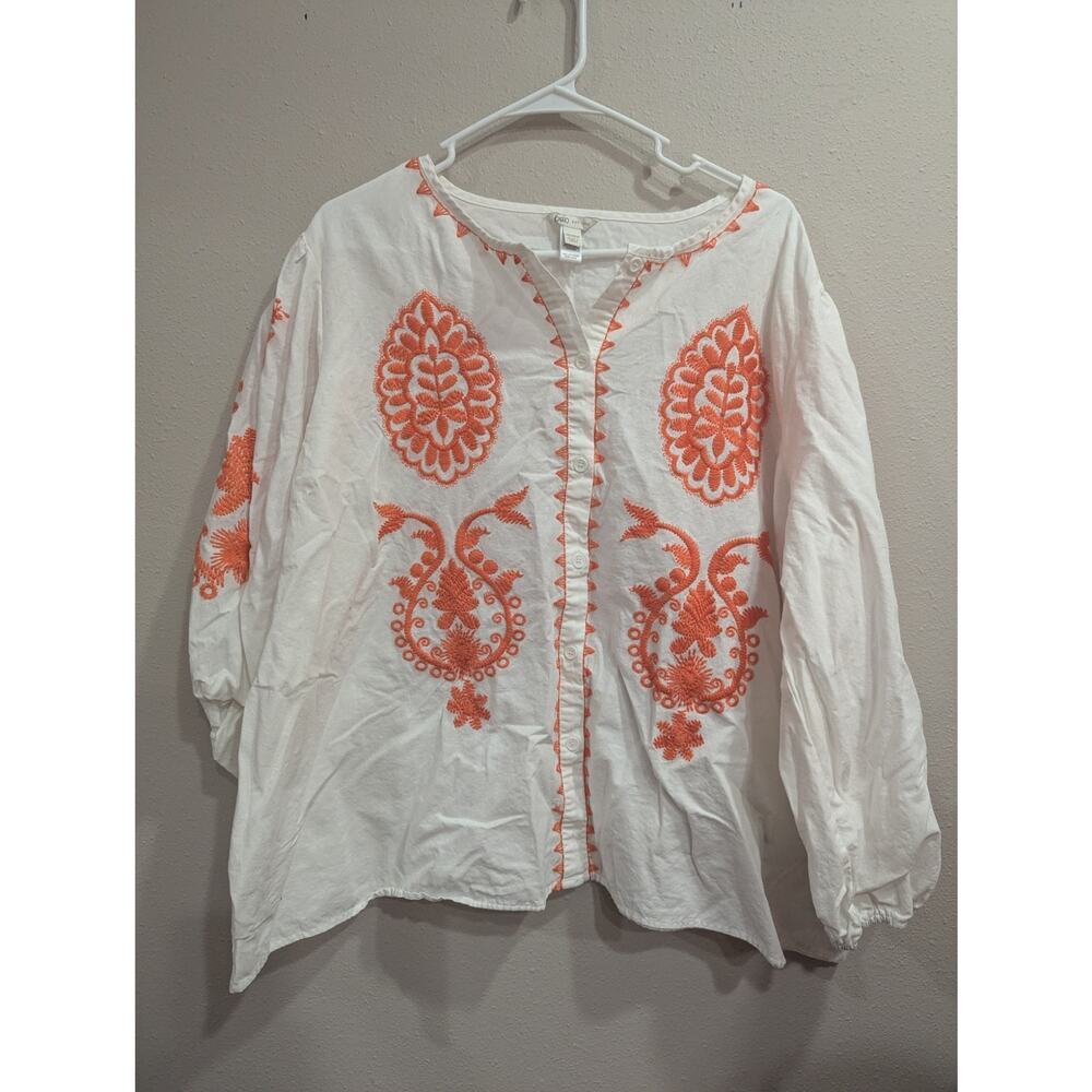 Gorgeous white gauzy peasant style blouse w/orange embroidery, Cato plus 26/28